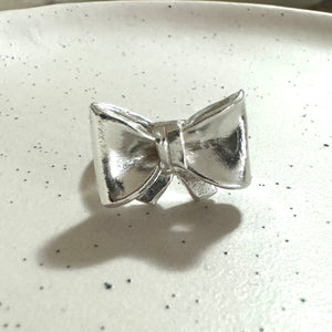 Bow Ring (large design)